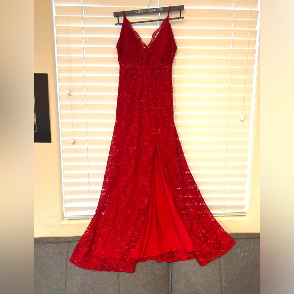 Morgan & Co. Vibrant Red Lace Prom Dress
